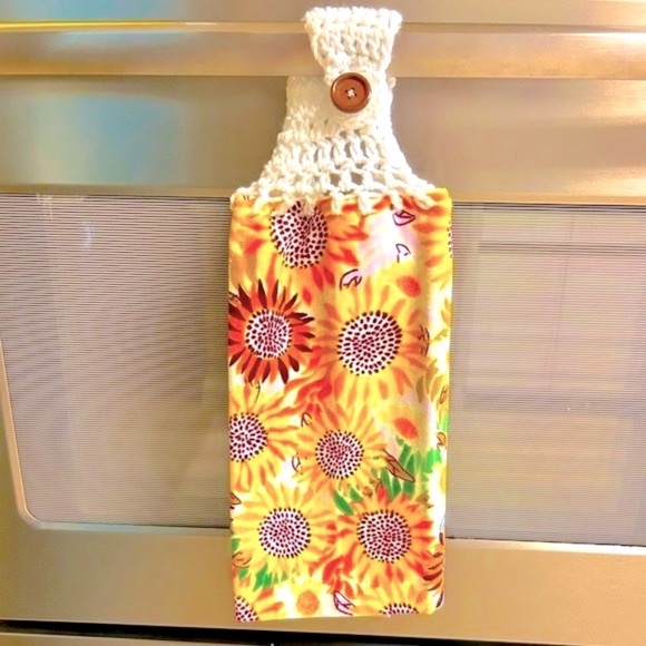 Hand Crafted Colorful Yellow Floral Sunflowers Hanging Hand Towels Crochet Top - Picture 7 of 10